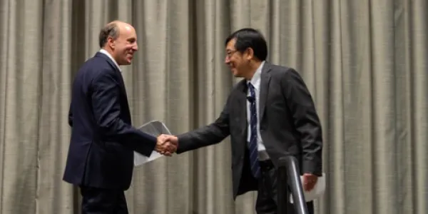 two man shaking hands